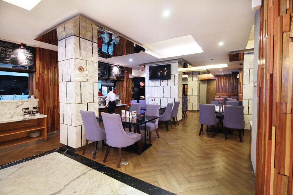 Collection O 7 Hotel Melawai Jakarta Exterior foto