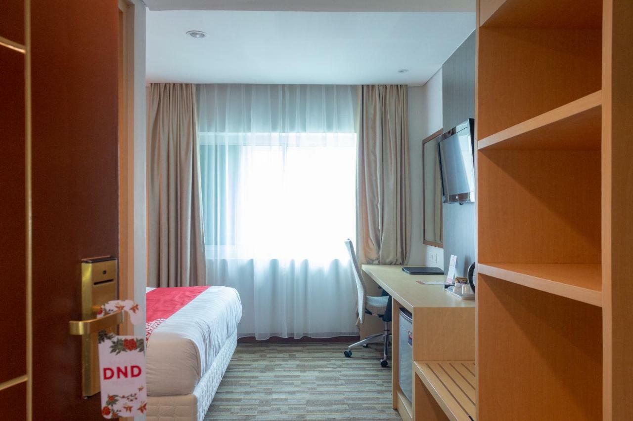 Collection O 7 Hotel Melawai Jakarta Exterior foto